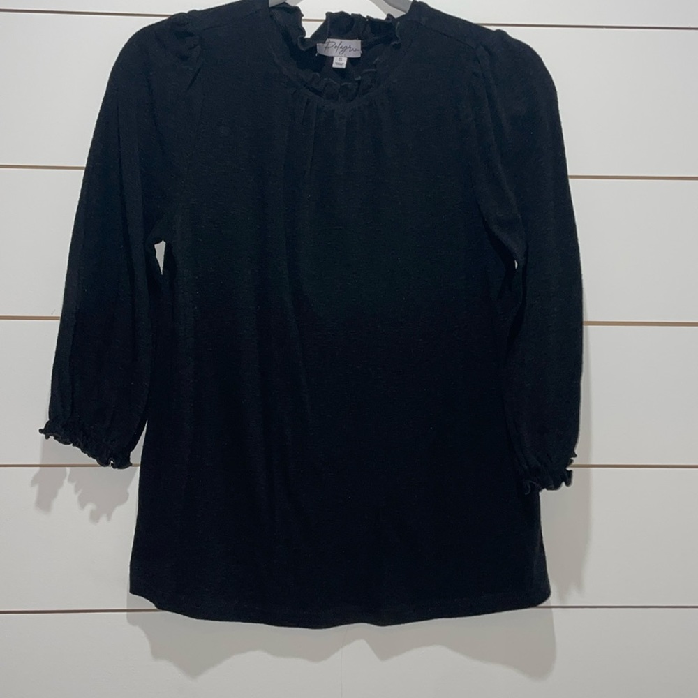 Women’s Small Polagram 3/4 length top. Classic!
